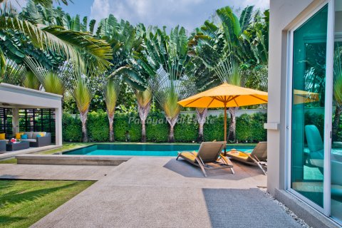 Casa de 3 dormitorios en Bang Lamung, Tailandia № 202280 - foto 5