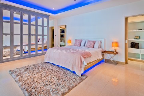 Casa de 3 dormitorios en Bang Lamung, Tailandia № 202280 - foto 23