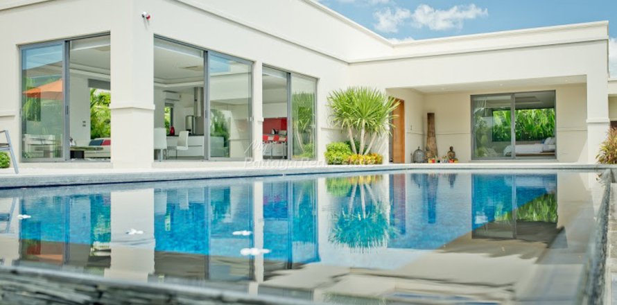 Casa de 4 dormitorios en Bang Lamung, Tailandia № 202282