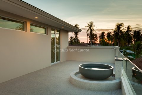 Casa de 3 dormitorios en Bang Lamung, Tailandia № 202281 - foto 9