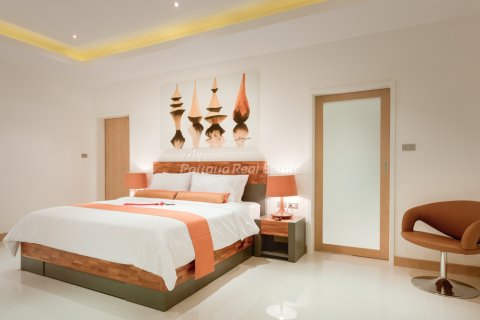 Casa de 3 dormitorios en Bang Lamung, Tailandia № 202281 - foto 6