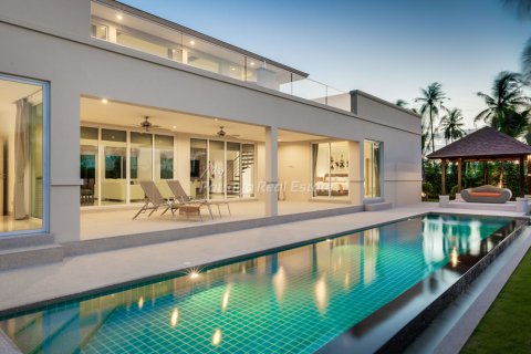 House in Bang Lamung, Thailand 3 bedrooms № 202281