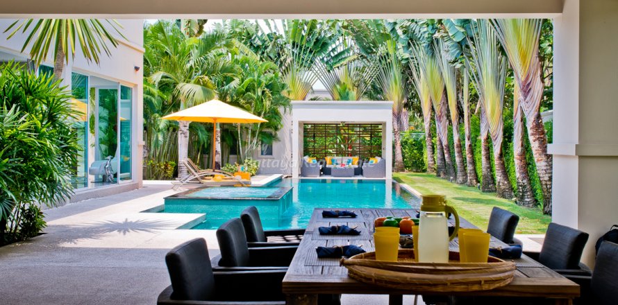 Casa de 3 dormitorios en Bang Lamung, Tailandia № 202279