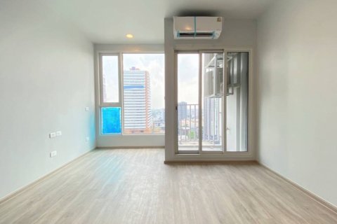 Condominio de 1 dormitorio en Bangkok, Tailandia № 172838 - foto 3