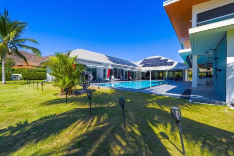 Chalet de 7 dormitorios en Cha-am, Tailandia № 172840 - foto 2