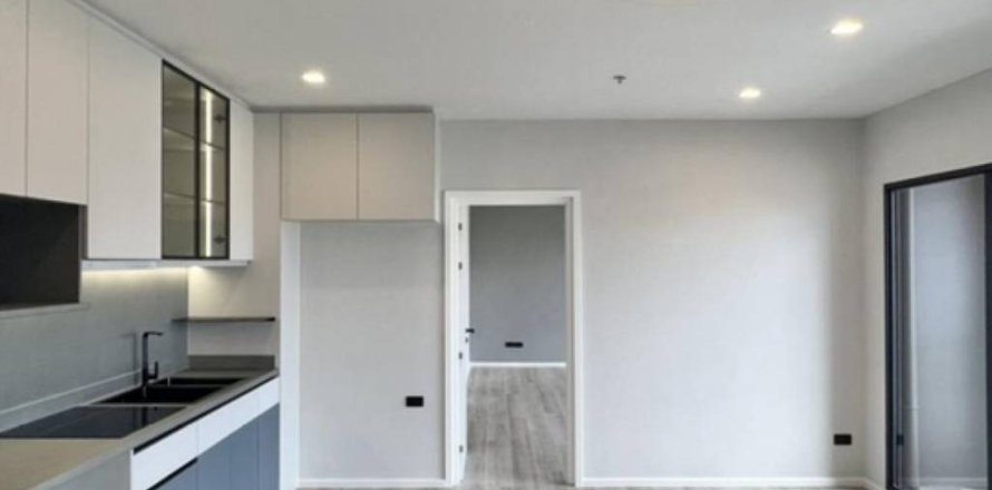 Condominio de 3 dormitorios en Bang Kho Laem, Bangkok, Tailandia № 172841