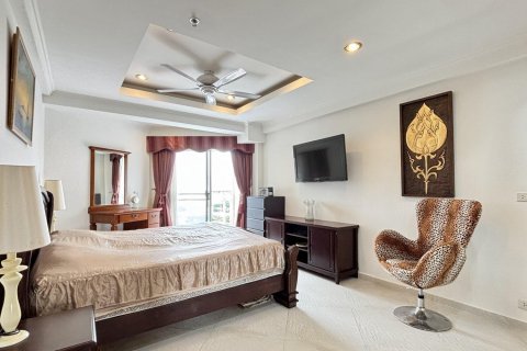 Apartamento de 2 habitaciones en Pattaya, Tailandia № 175629 - foto 11
