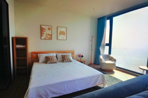 Apartamento de 2 habitaciones en Pattaya, Tailandia № 175628 - foto 4