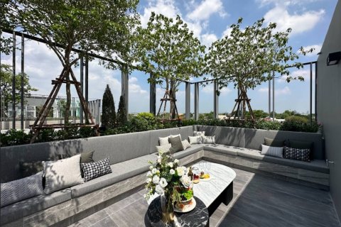 Casa de 4 dormitorios en Bangkok, Tailandia № 180391 - foto 24