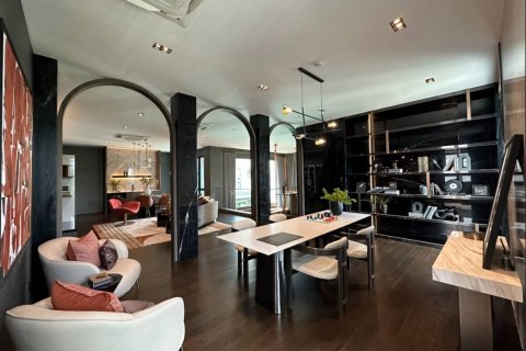 Casa de 4 dormitorios en Bangkok, Tailandia № 180391 - foto 18