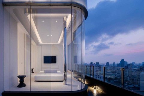 Ático de 4 dormitorios en Bangkok, Tailandia № 180387 - foto 15