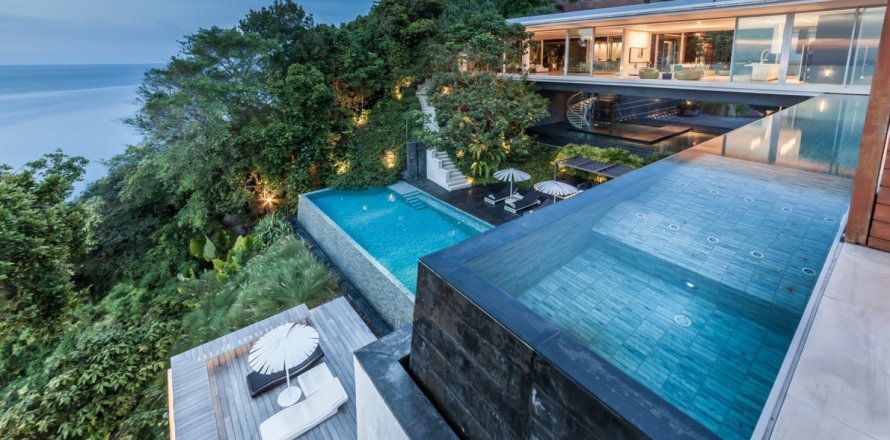 Casa de 4 dormitorios en Phuket, Tailandia № 180393