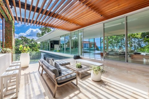 Casa de 4 dormitorios en Phuket, Tailandia № 180393 - foto 12