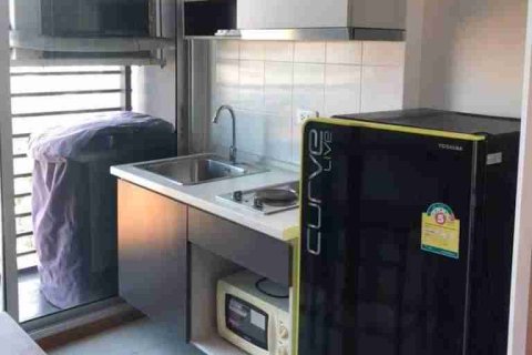 Condominio de 1 dormitorio en Bangkok, Tailandia № 208683 - foto 9