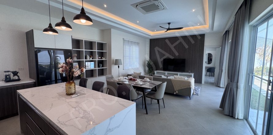 Chalet de 3 dormitorios en Hua Hin, Tailandia № 194866