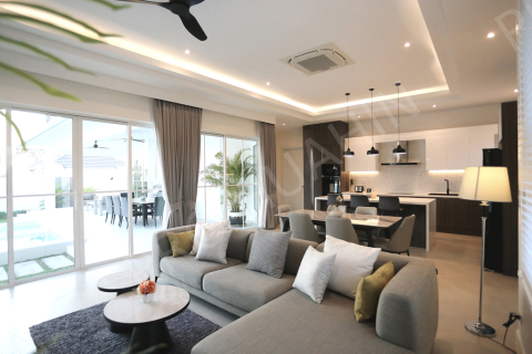 Chalet de 3 dormitorios en Hua Hin, Tailandia № 194866 - foto 4
