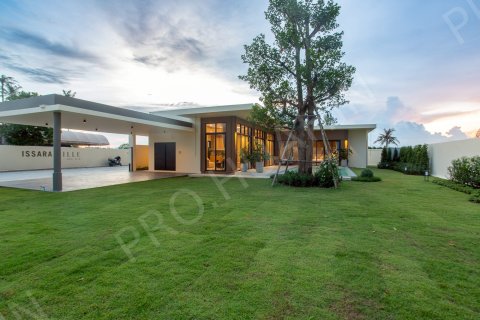Chalet de 3 dormitorios en Hua Hin, Tailandia № 194868 - foto 18