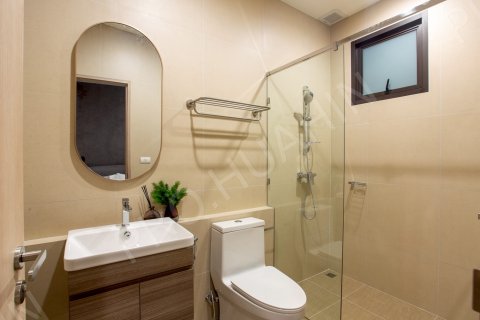 Chalet de 3 dormitorios en Hua Hin, Tailandia № 194868 - foto 10