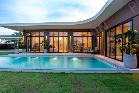 Chalet de 3 dormitorios en Hua Hin, Tailandia № 194868 - foto 19