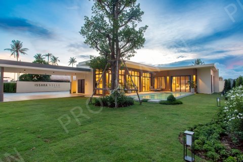 Chalet de 3 dormitorios en Hua Hin, Tailandia № 194868 - foto 14