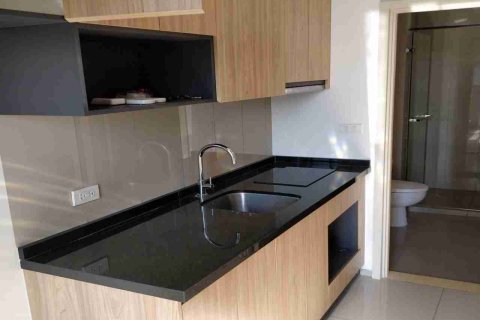 Condominio de 1 dormitorio en Bangkok, Tailandia № 183489 - foto 13