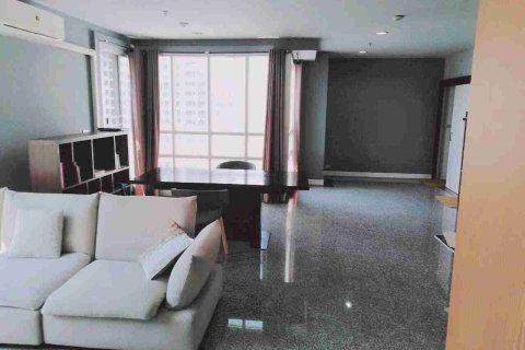 Condominio de 2 dormitorios en Phaya Thai, Bangkok, Tailandia № 183494 - foto 7