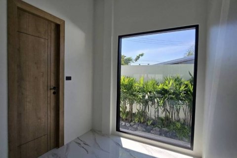 Chalet de 3 dormitorios en Phuket, Tailandia № 117121 - foto 5