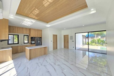 Chalet de 3 dormitorios en Phuket, Tailandia № 117121 - foto 8