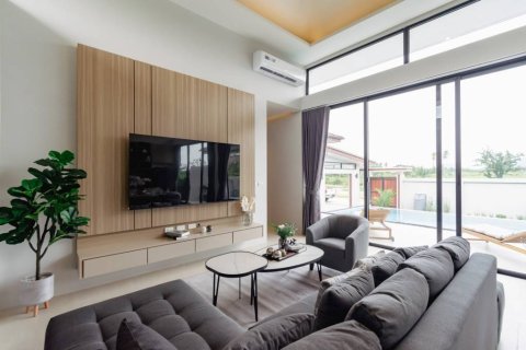 Chalet de 3 dormitorios en Pran Buri, Tailandia № 117119 - foto 7