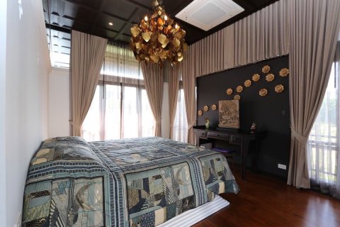 Chalet de 5 dormitorios en Hang Dong, Tailandia № 147958 - foto 13