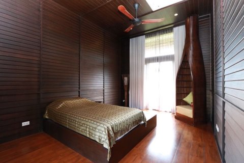 Chalet de 5 dormitorios en Hang Dong, Tailandia № 147958 - foto 25