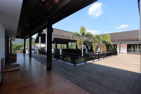 Chalet de 5 dormitorios en Hang Dong, Tailandia № 147958 - foto 8