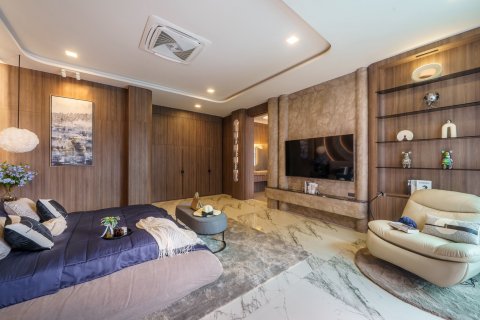 Chalet de 6 dormitorios en Pattaya, Tailandia № 134159 - foto 8