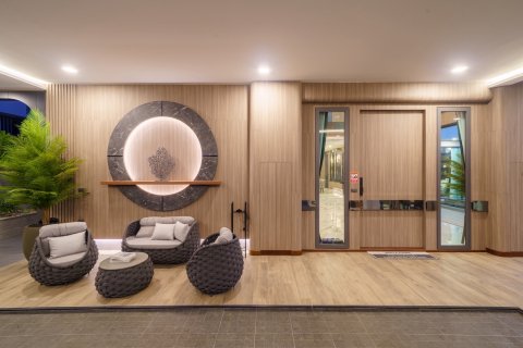 Chalet de 6 dormitorios en Pattaya, Tailandia № 134159 - foto 6