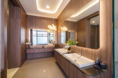 Chalet de 6 dormitorios en Pattaya, Tailandia № 134159 - foto 9