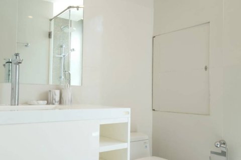Condominio de 2 dormitorios en Bangkok, Tailandia № 173030 - foto 6