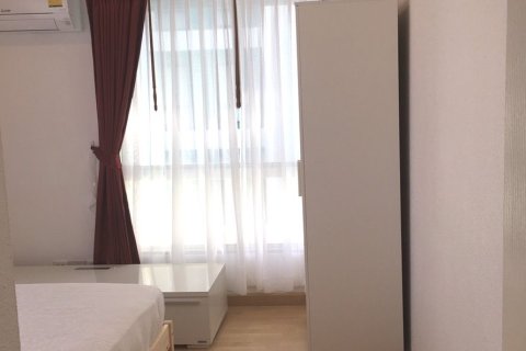 Condominio de 2 dormitorios en Yan Nawa, Bangkok, Tailandia № 154322 - foto 8