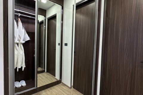 Estudio en el condominio en Phuket, Tailandia № 168992 - foto 11