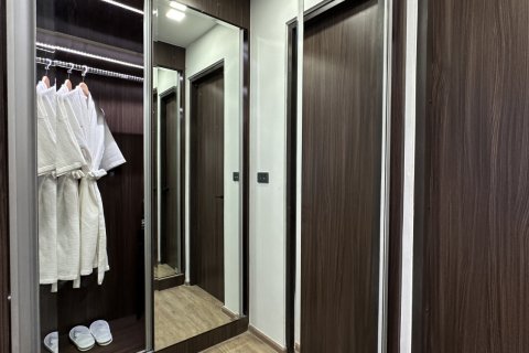 Estudio en el condominio en Phuket, Tailandia № 168992 - foto 10