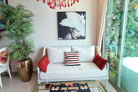 Estudio en el condominio en Pattaya, Tailandia № 168998 - foto 2