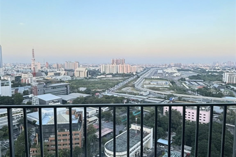 Eigentumswohnung in Bangkok, Thailand, 2 Schlafzimmer  № 184255 - Foto 8