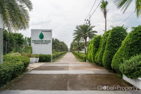 Condo in Pattaya, Thailand, 3 bedrooms  № 177850 - photo 27