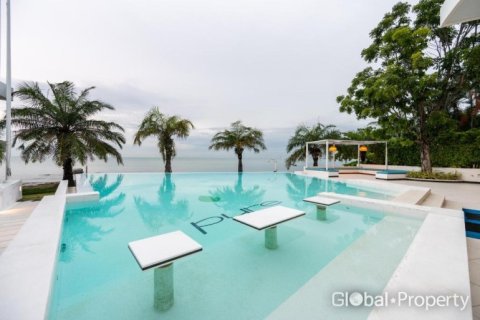 Condo in Pattaya, Thailand, 3 bedrooms  № 177850 - photo 17