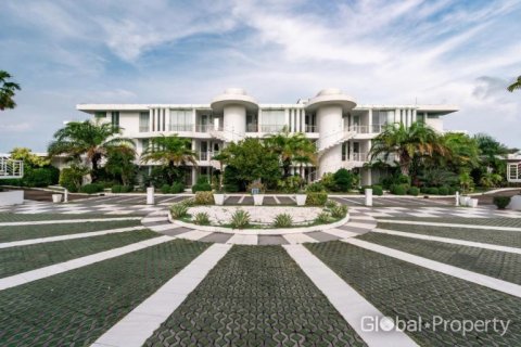 Condo in Pattaya, Thailand, 3 bedrooms  № 177850 - photo 26