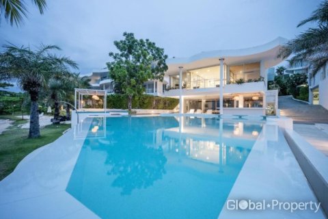 Condo in Pattaya, Thailand, 3 bedrooms  № 177850 - photo 19