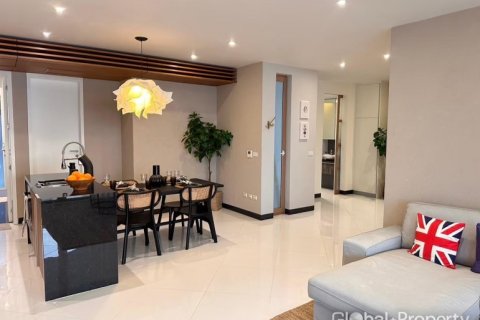 Condo in Pattaya, Thailand, 3 bedrooms  № 177850 - photo 3