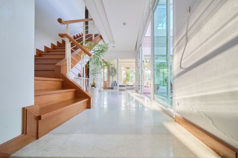 Casa de 3 dormitorios en Sattahip, Tailandia № 177846 - foto 14