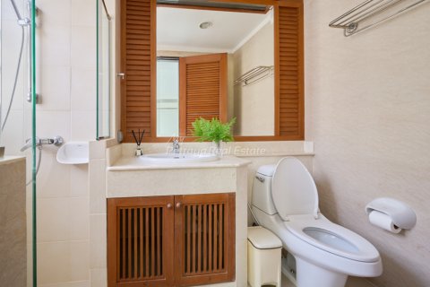 Casa de 3 dormitorios en Sattahip, Tailandia № 177846 - foto 25