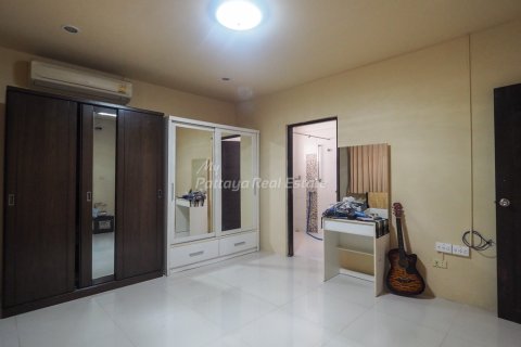 Casa de 2 dormitorios en Bang Lamung, Tailandia № 75548 - foto 16