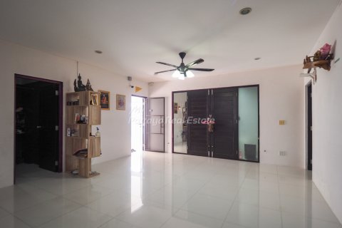 Casa de 2 dormitorios en Bang Lamung, Tailandia № 75548 - foto 7